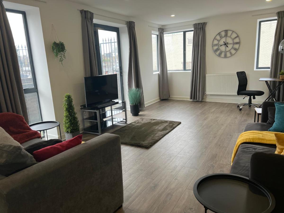 3Bed Flat 3Wc And Great Location Near Excel City Airport O2 And Canning Town Station Villa ลอนดอน ภายนอก รูปภาพ